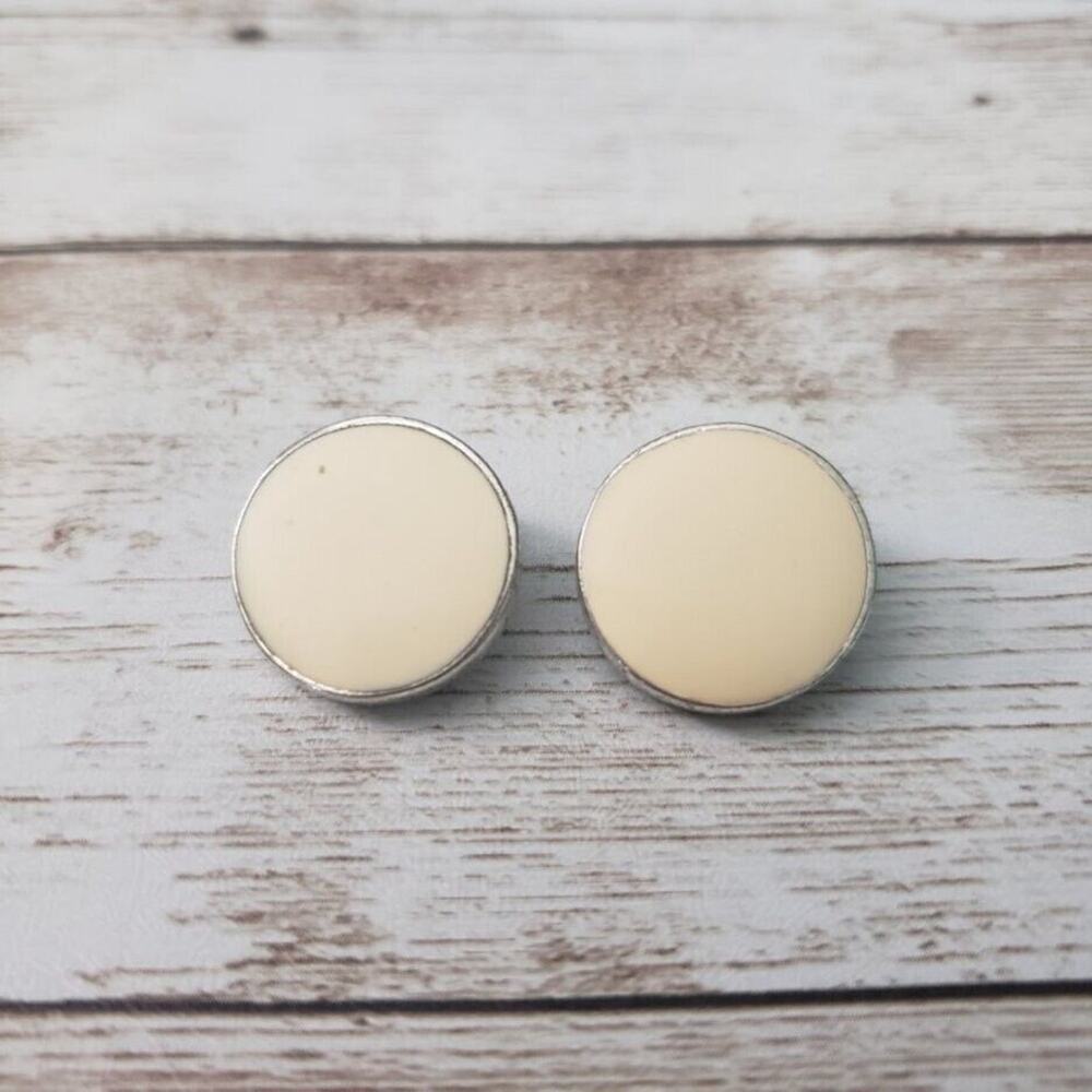 Vintage Clip On Earrings - Small Cream with Thin Silver Tone Circle